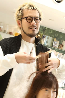 店長、トップスタイリスト、美容師 今村 勇太さん