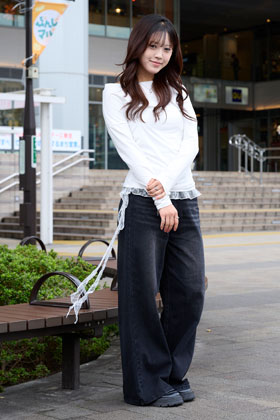 安藤 心咲さん（国・美1）