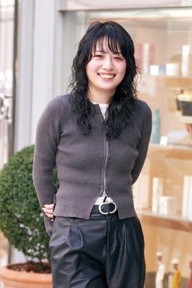 スタイリスト 加藤 梨乃さん