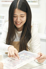 卒業生髙橋ゆうあさんネイリストとして勤務