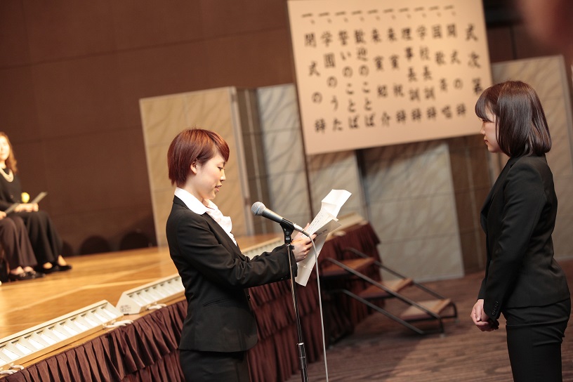 平成28年 春季入学式 東京の美容専門学校なら国際文化理容美容専門学校
